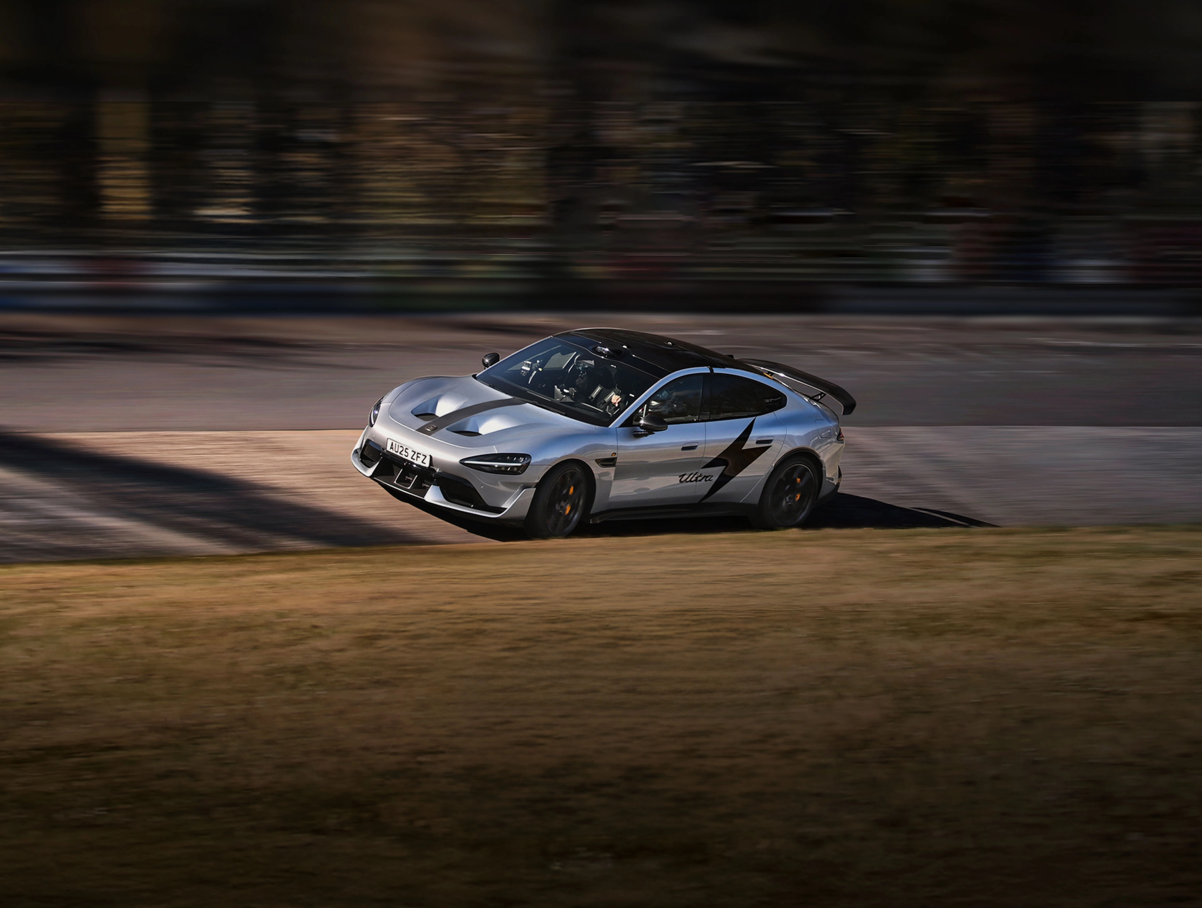 Xiaomi SU7 Ultra on the Nurburgring Nordschleife